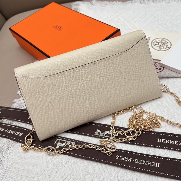 エルメス財布コピー背面デザイン